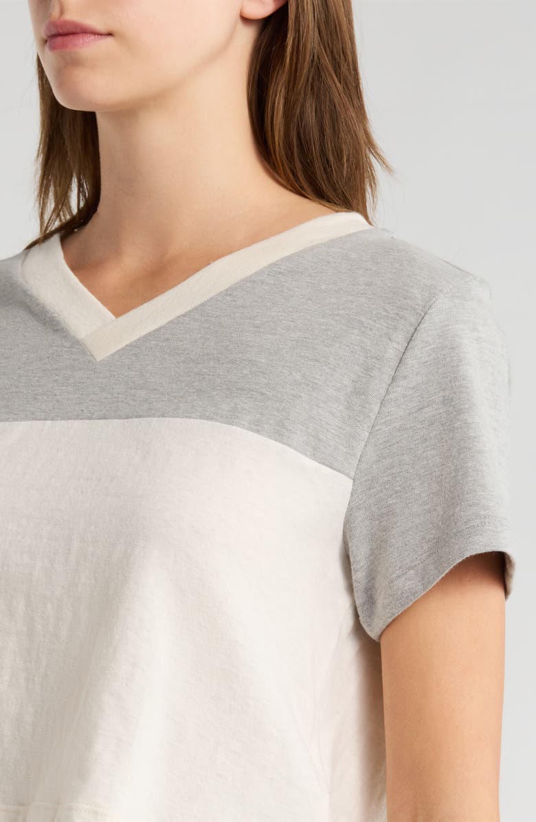 Re/Done Contrast V-Neck Crop Jersey T-Shirt, Alternate, color, Htgvinwhit