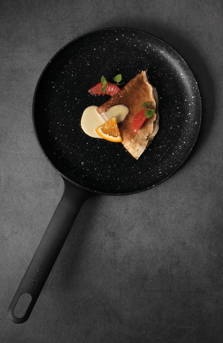 BergHOFF INTERNATIONAL Gem Non-Stick Cast Aluminum 10" Pancake Pan, Alternate, color, Black