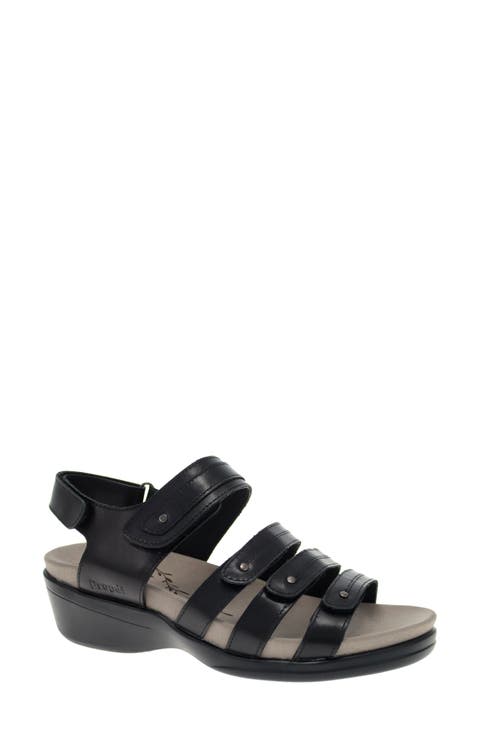 Ainsley Wedge Sandal (Women)