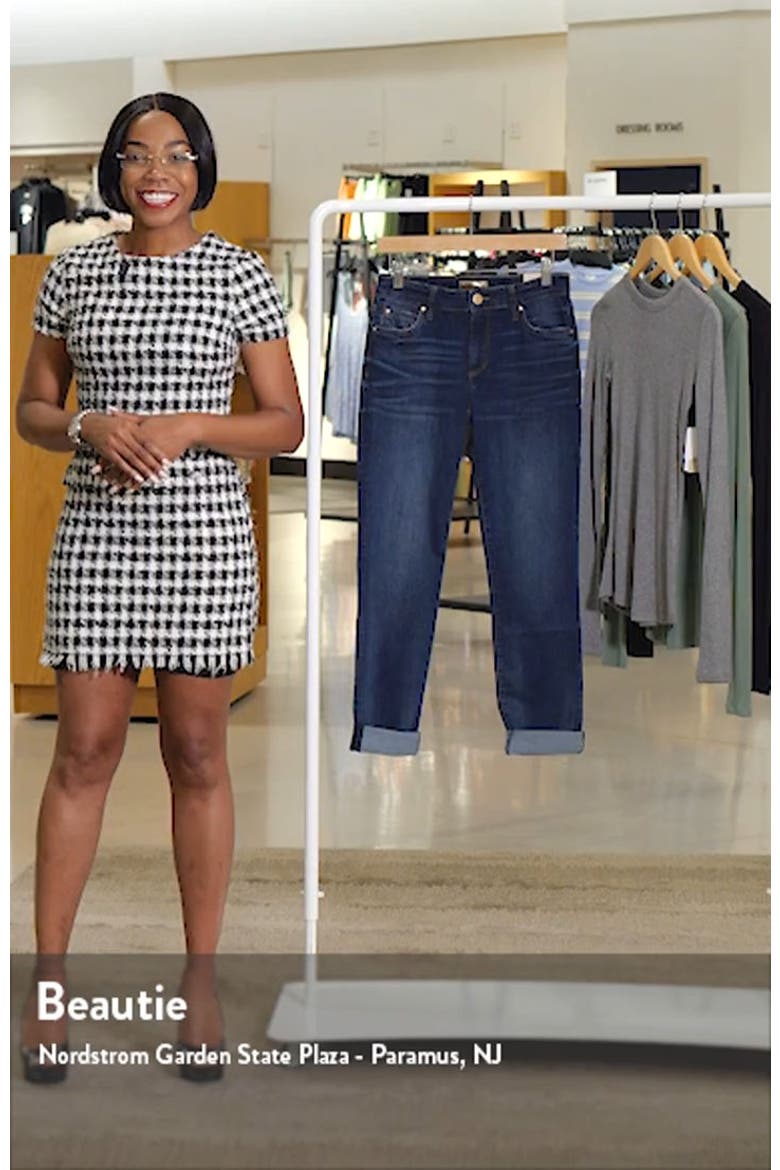 Catherine Boyfriend Jeans video