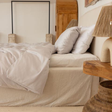 Organic Natural Sateen Bed Sheet Set