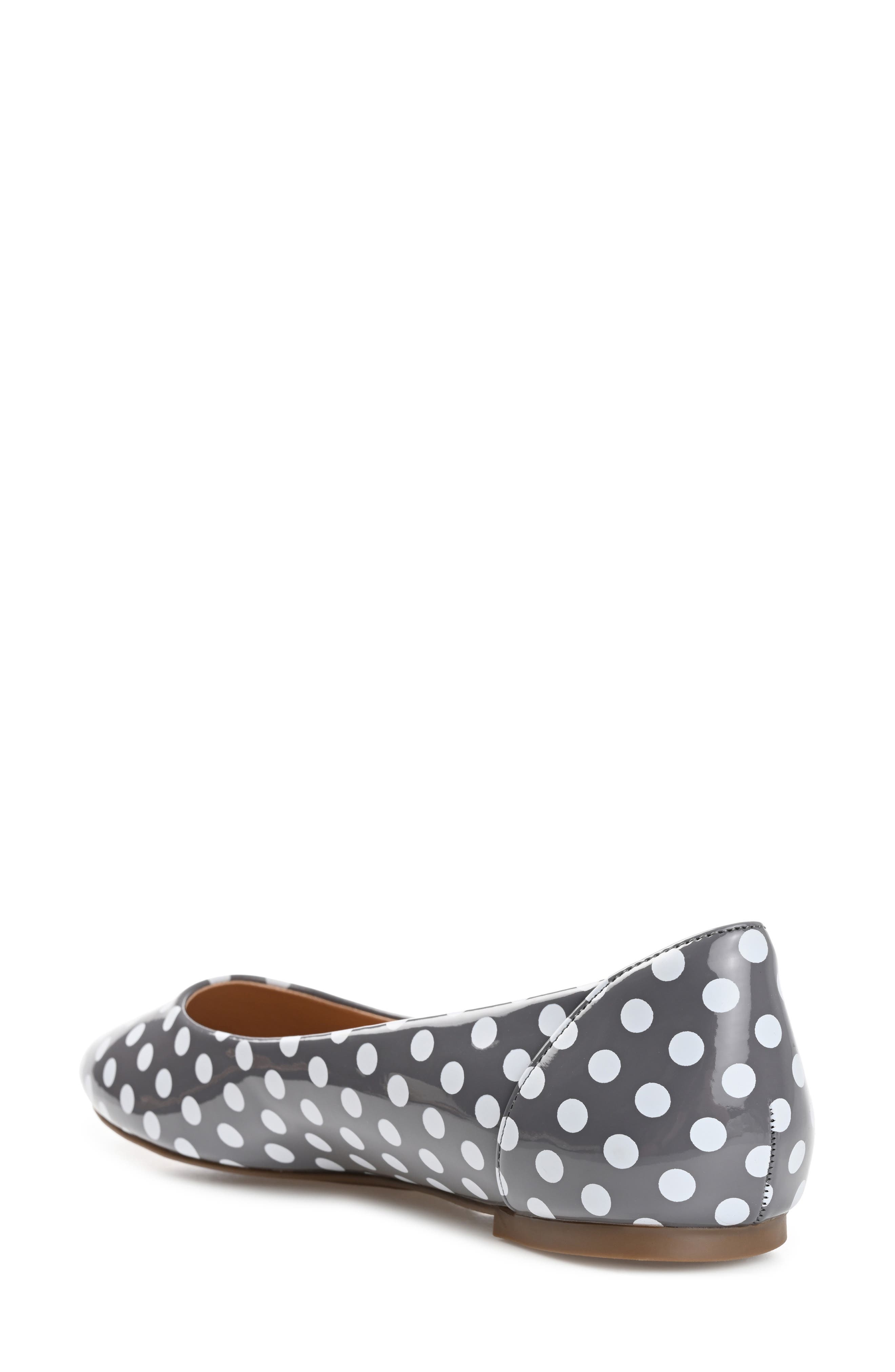 Journee Collection Kavn Ballet Flat - Narrow Width, Alternate, color, White Dot