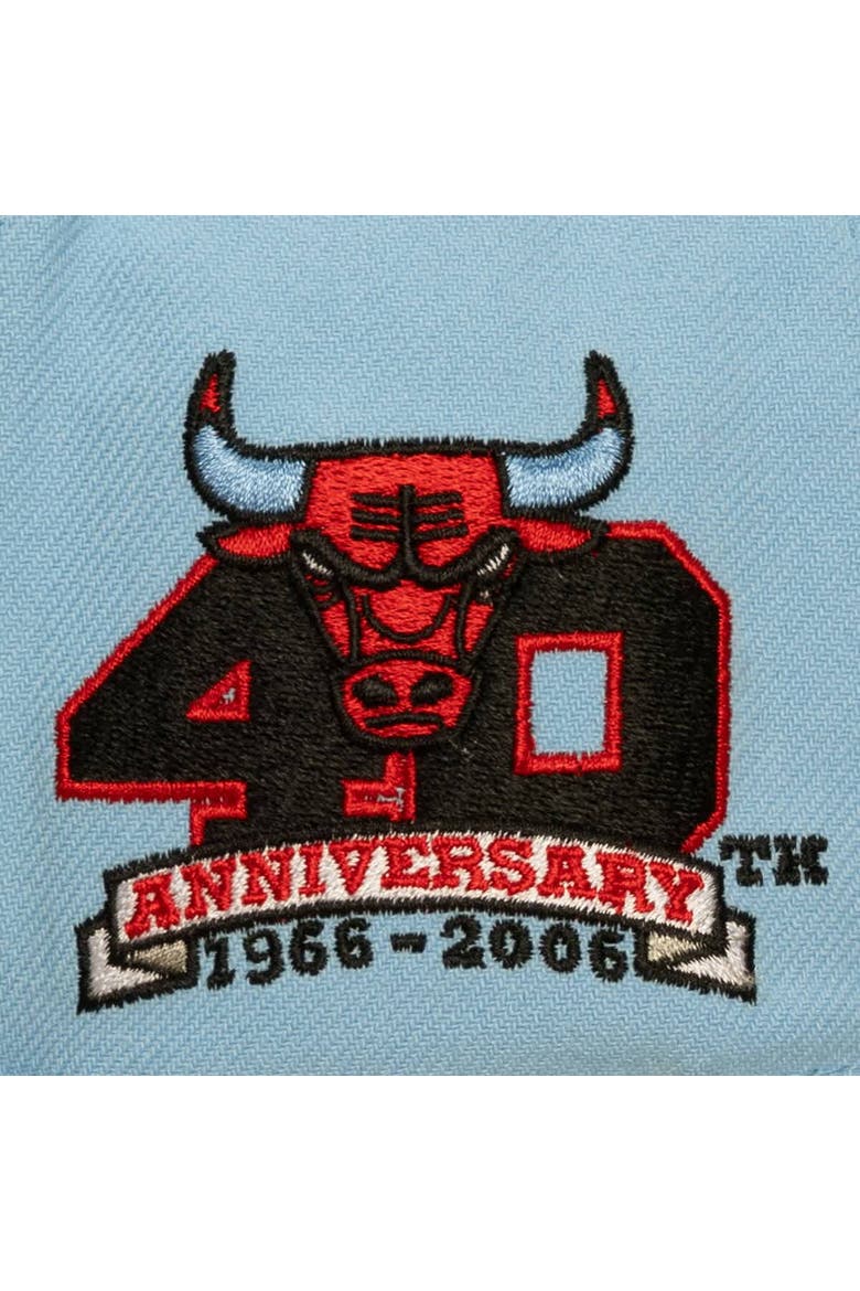 Men's Mitchell & Ness Light Blue/Black Chicago Bulls In the City Pro Pinch Snapback Hat, Alternate, color, Light Blue