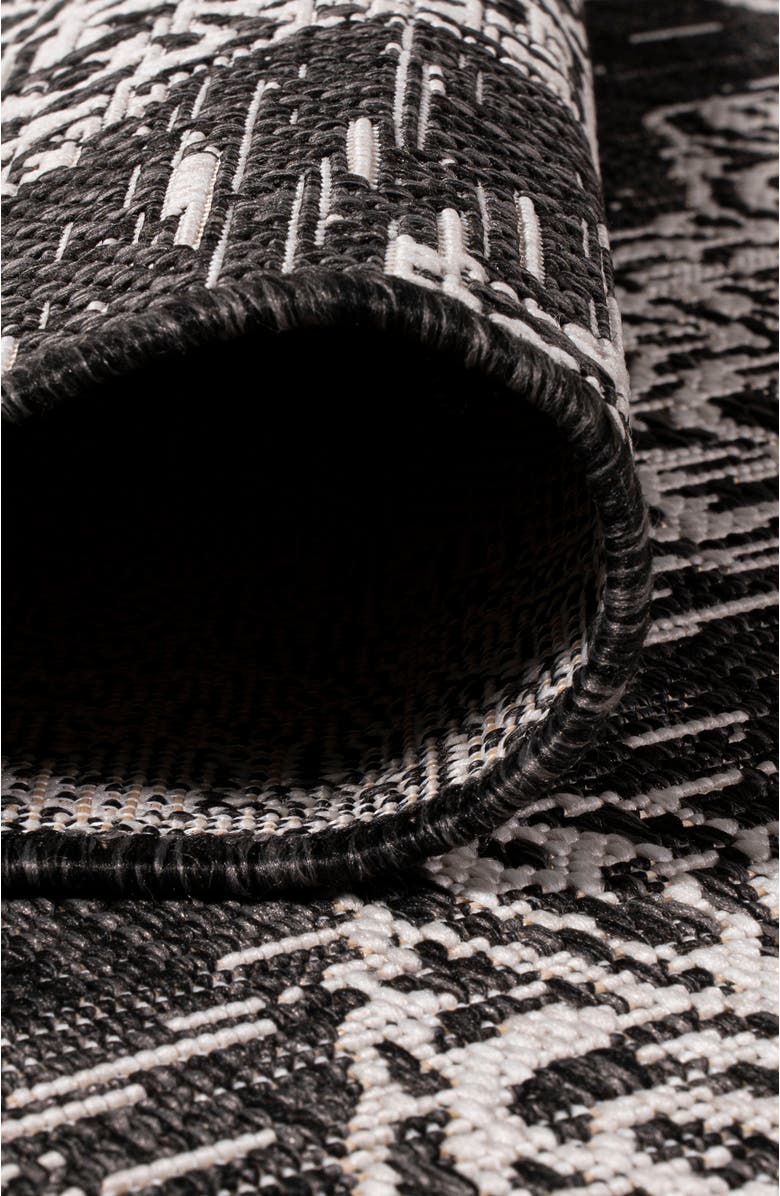 JONATHAN Y Galon Filigree Indoor/Outdoor Area Rug, Alternate, color, Black/Ivory