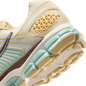 Zoom Vomero 5 SE SP Sneaker