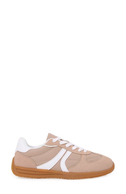 Berness Curve Stripe Sneaker In Neutral