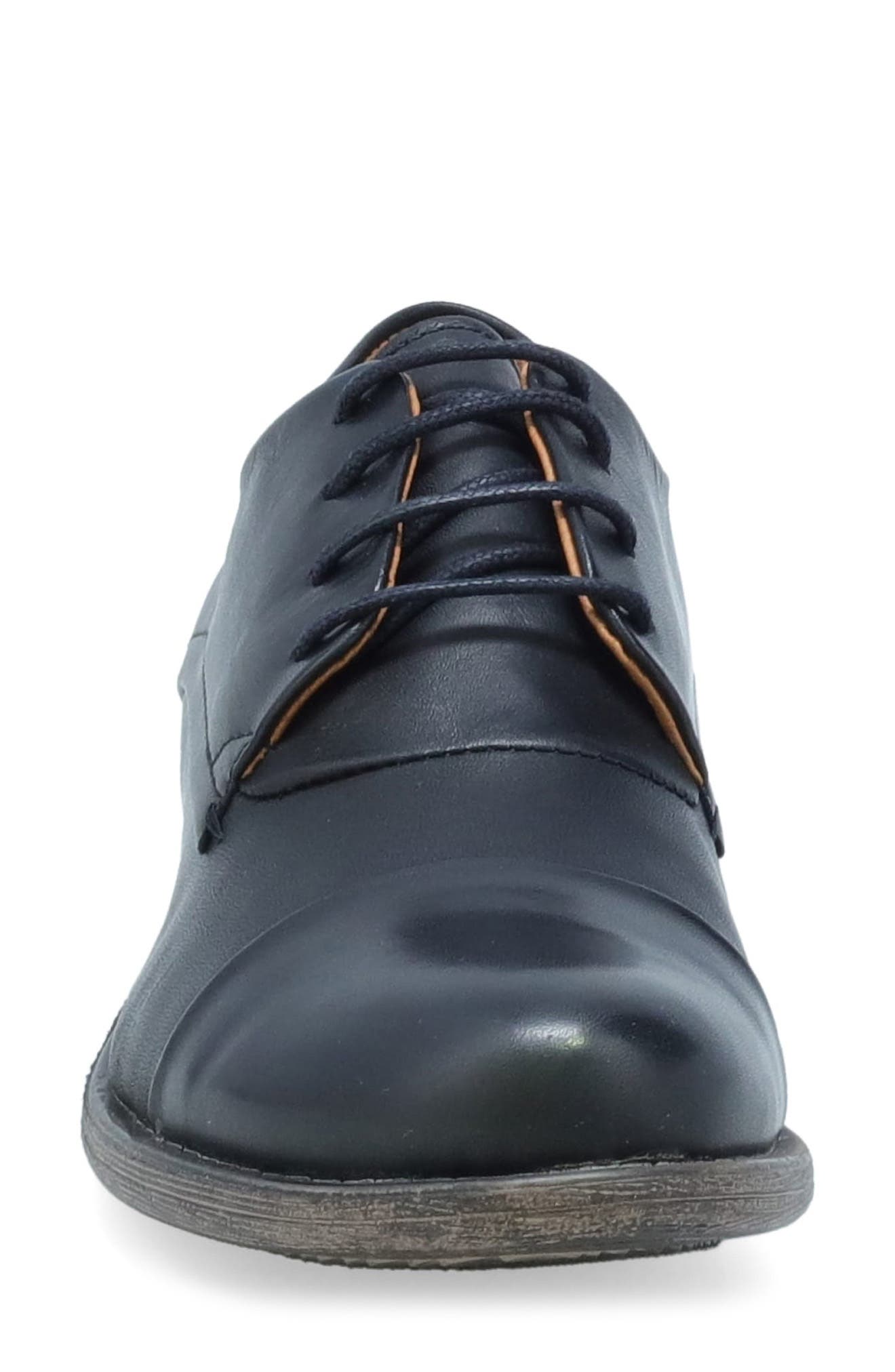 Miz Mooz Letty Derby, Alternate, color, 