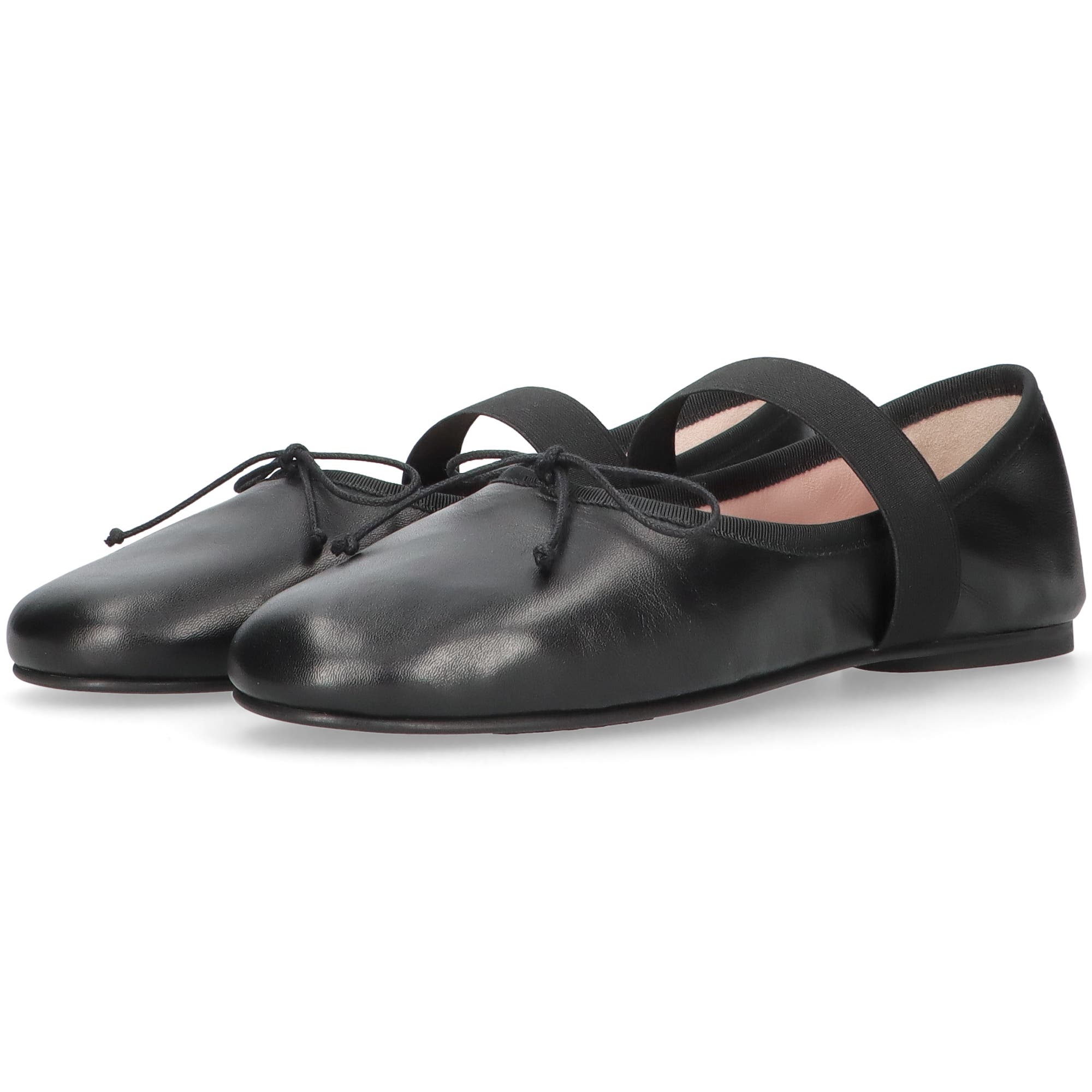 Pretty Ballerinas Round toe Mary Jane, Alternate, color, Black