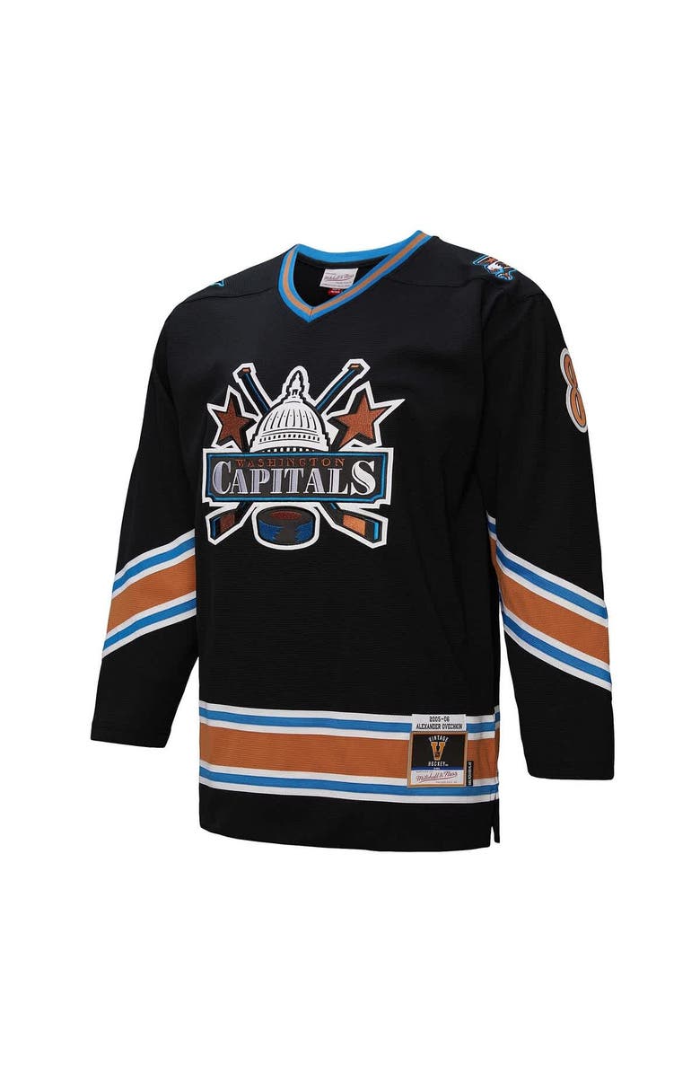 Mitchell & Ness Men's Mitchell & Ness Alexander Ovechkin Black Washington Capitals 2005/06 Power Play Jersey, Alternate, color, Black