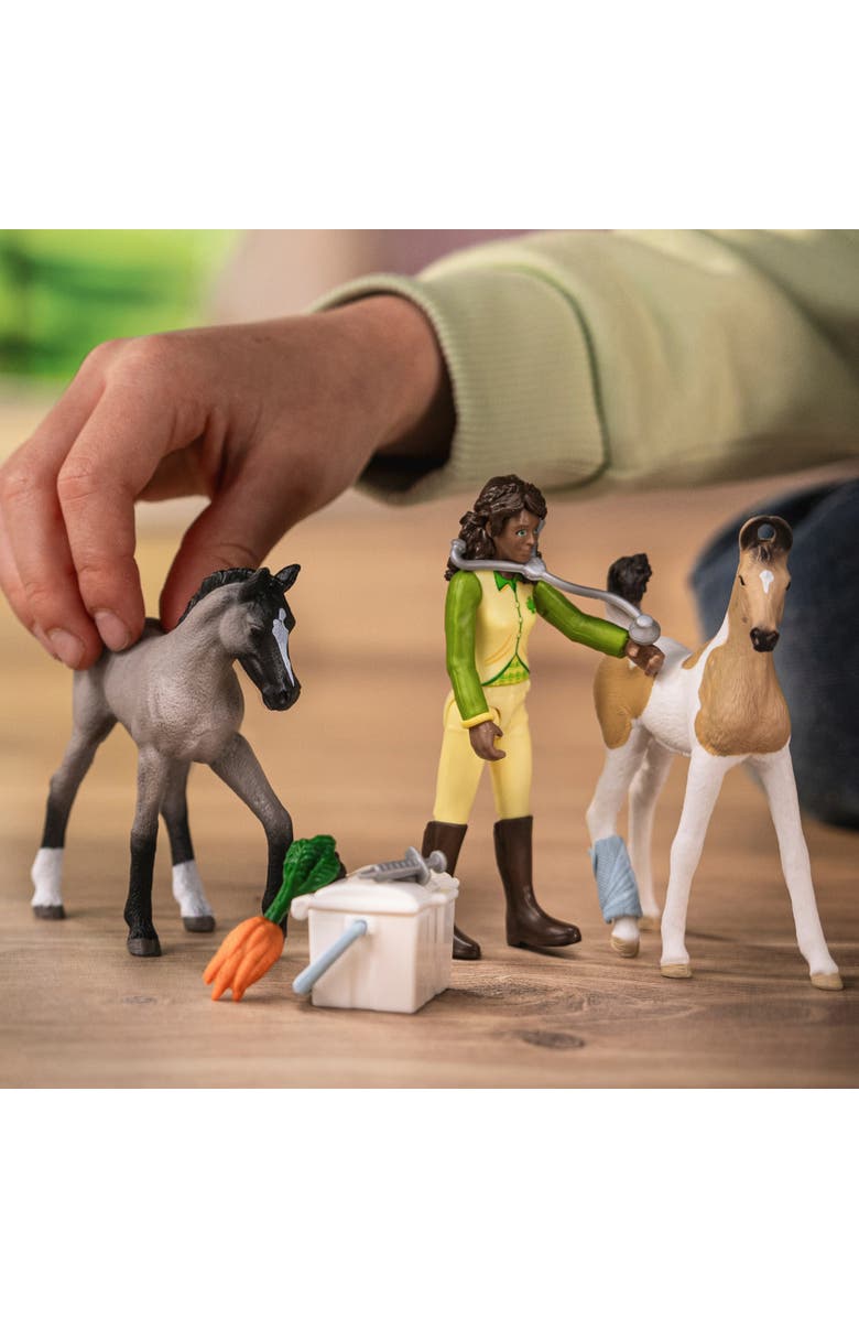 Schleich Horse Club Sarah's First Aid Kit, 8 Piece Animal Medical Toy Playset, Alternate, color, Multicolored