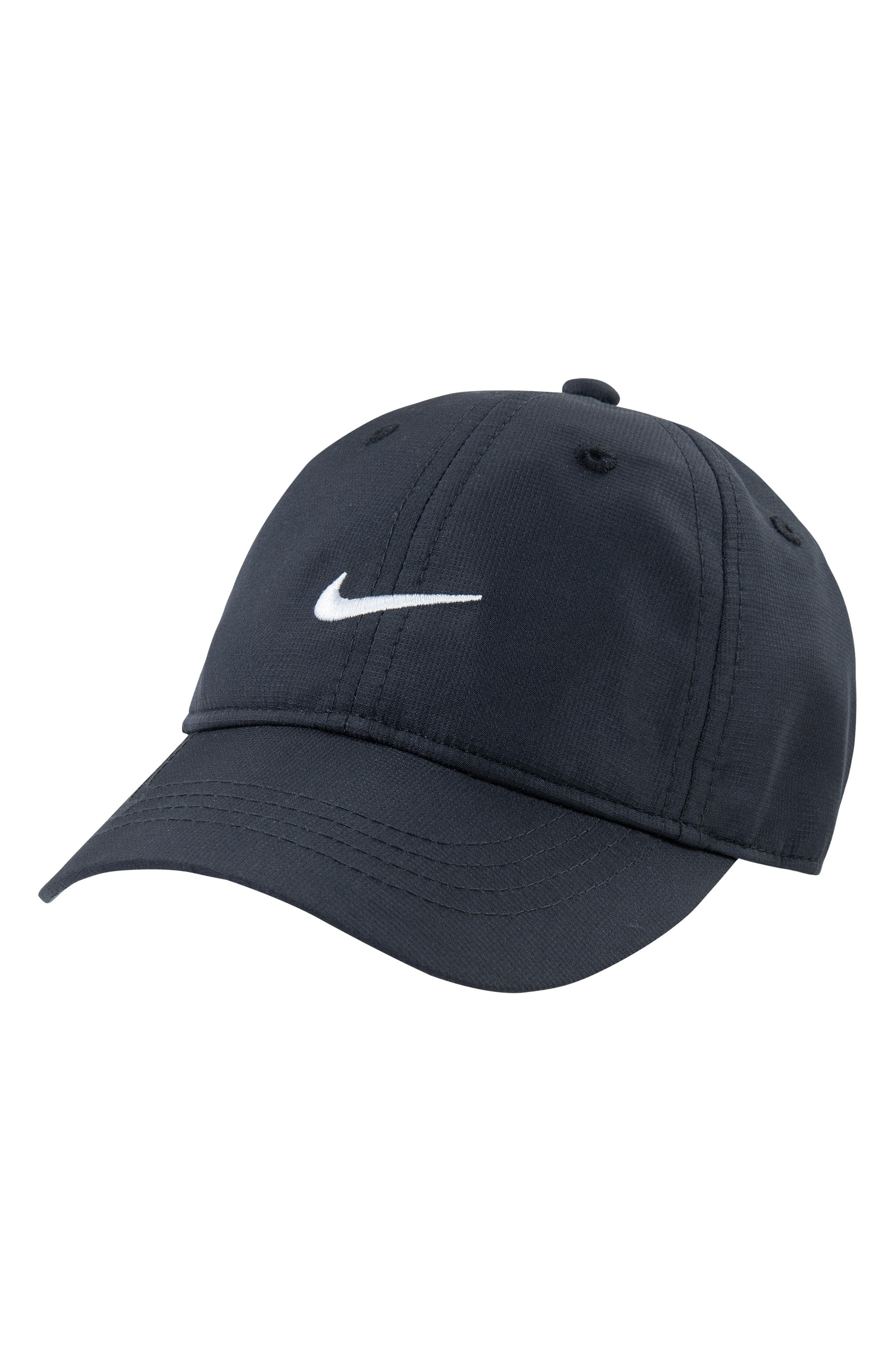 Nike Essentials Dri-Fit Baseball Cap