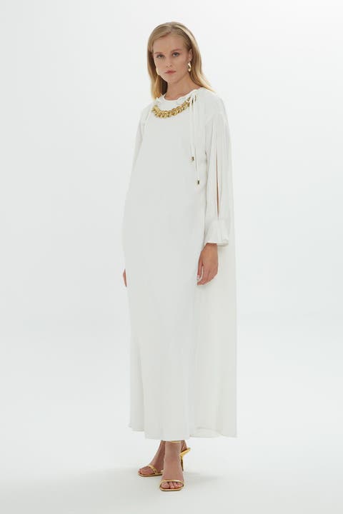 Long Ecru Women
s Dress with Chain-Detail Collar and Lace-Up Sleeves