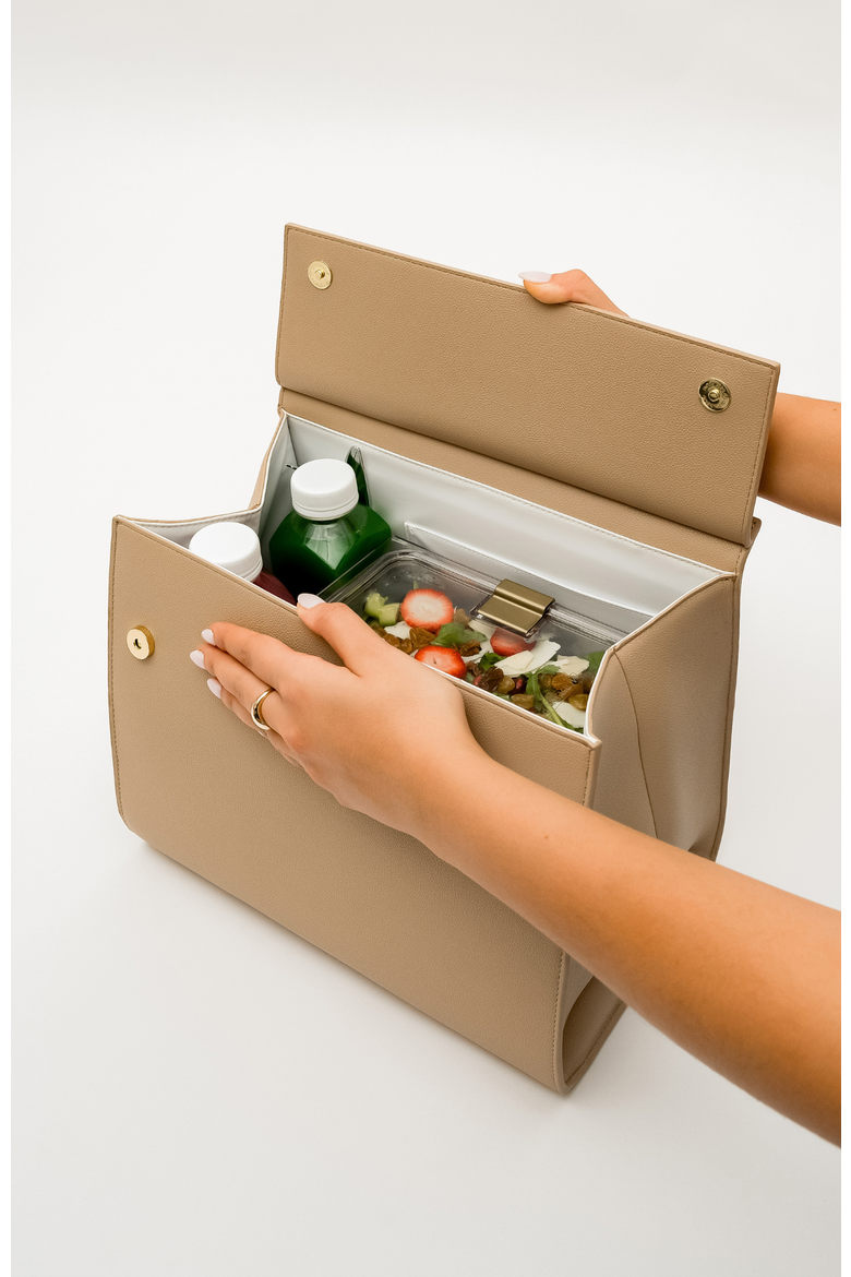 THE LARGE LUNCHER, Alternate, color, Cream