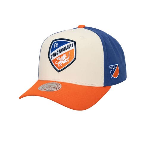 Men's Mitchell & Ness Cream FC Cincinnati Brushed Off Pro Crown Snapback Hat