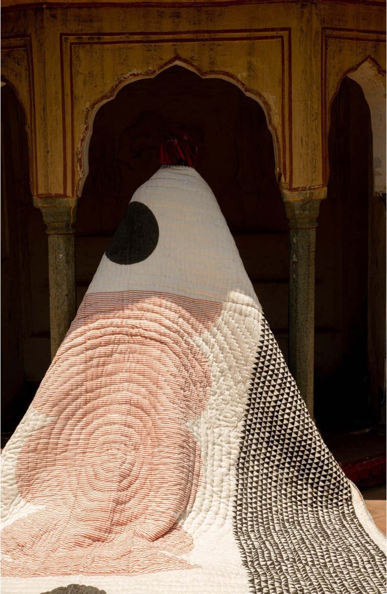 CQC LA PLENTIFUL Quilt Bedding Set With 2 Shams, Alternate, color, White, Orange, Grey