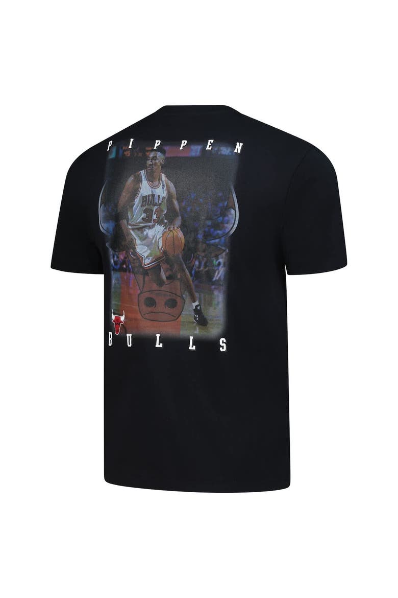 Men's Mitchell & Ness Scottie Pippen Black Chicago Bulls Hardwood Classics NBA Legends T-Shirt, Alternate, color, Black