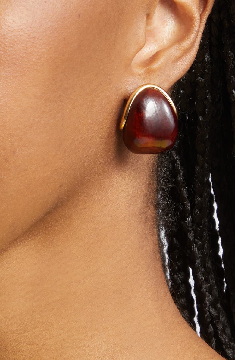 Jacquemus Les Mini Boucles Raisin Wooden Stud Earrings, Alternate, color, Gold / Brown 282