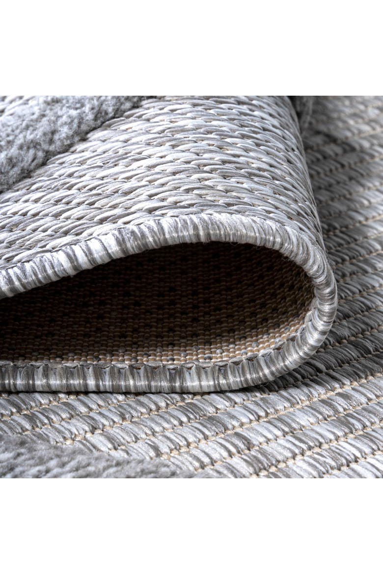 Salines Diamond Trellis Indoor/Outdoor Area Rug, Alternate, color, Light Gray