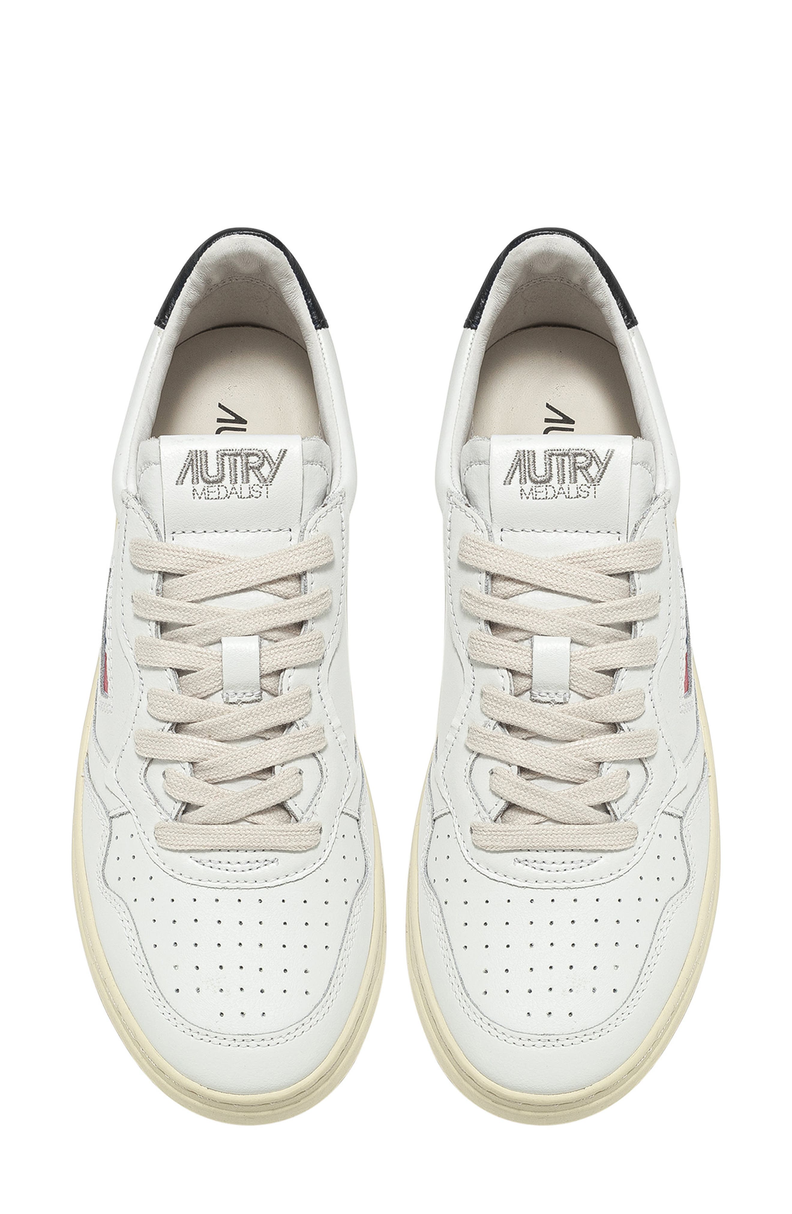 AUTRY Medalist Low Sneaker, Alternate, color, 