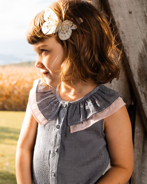 DEUX PAR DEUX DEUX PAR DEUX LITTLE GIRL'S SLEEVELESS TOP WITH FRONT TIE BLACK AND SPARKLING PINK