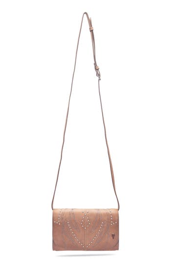 Frye Sara Wallet Crossbody Bag In Sand