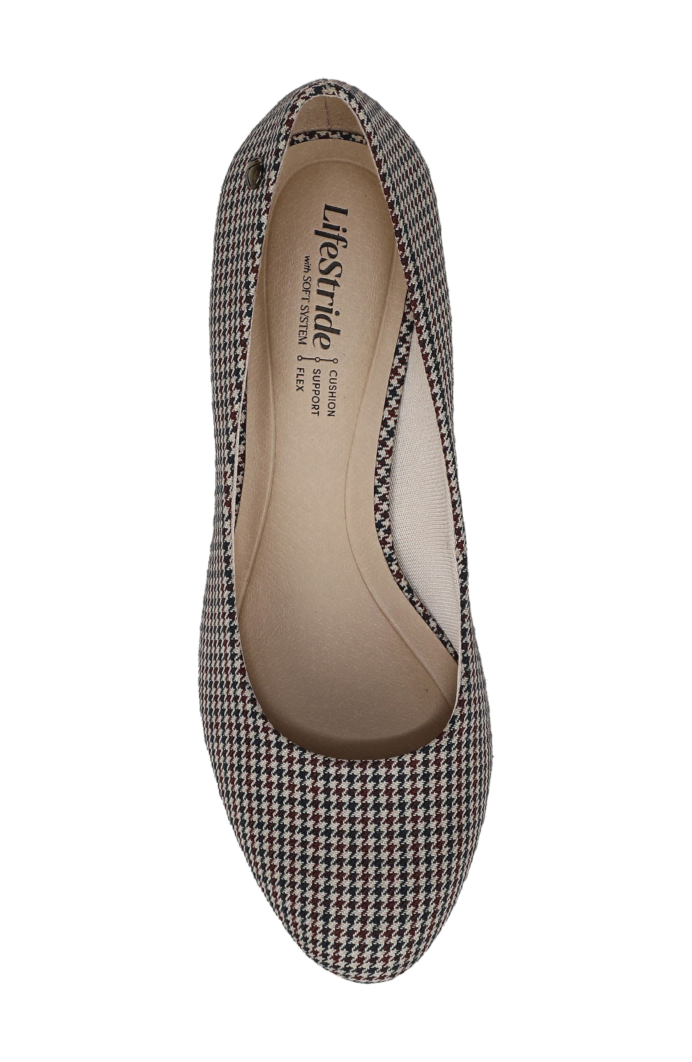 LifeStride Parigi Pump, Alternate, color, Beige Multi