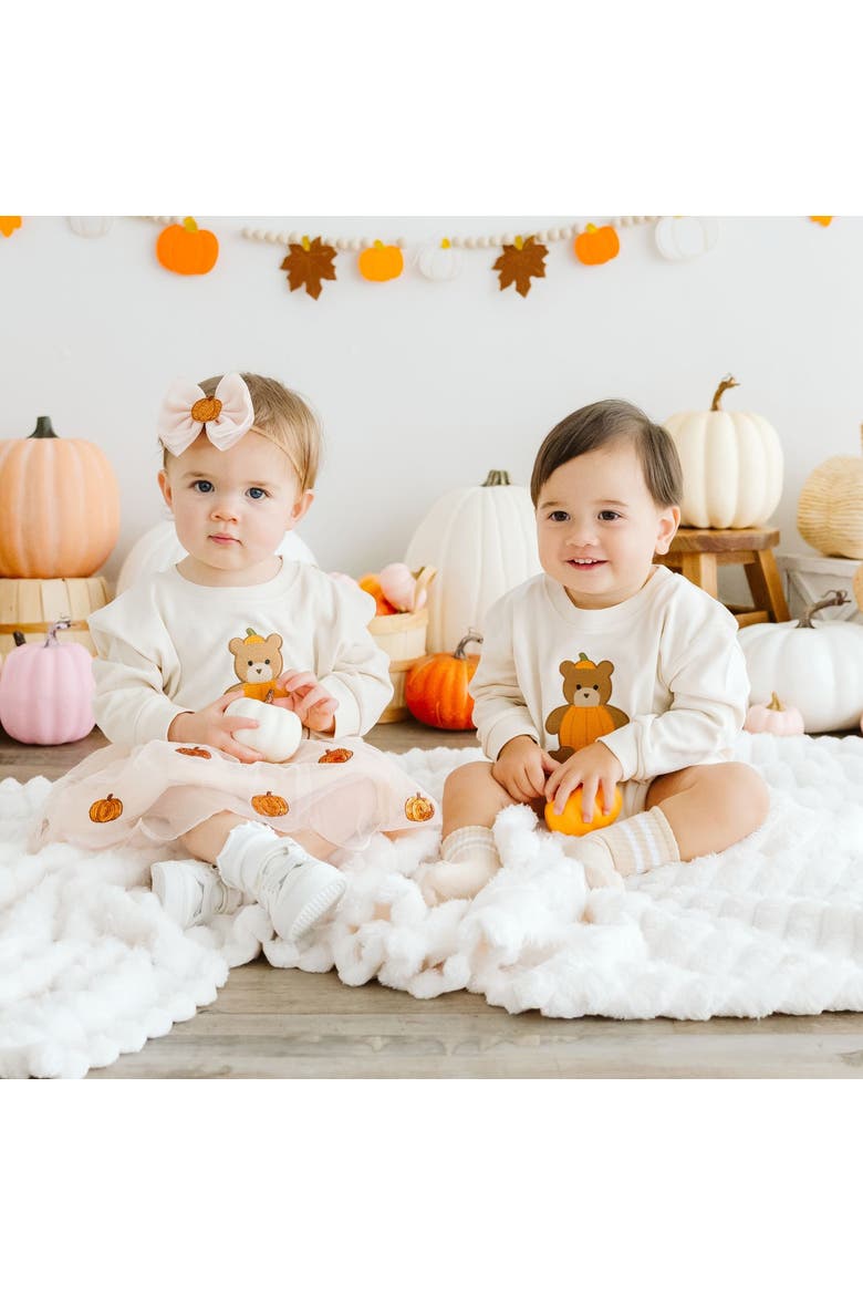 Pumpkin Teddy Bear Patch Long Sleeve Romper, Alternate, color, Natural