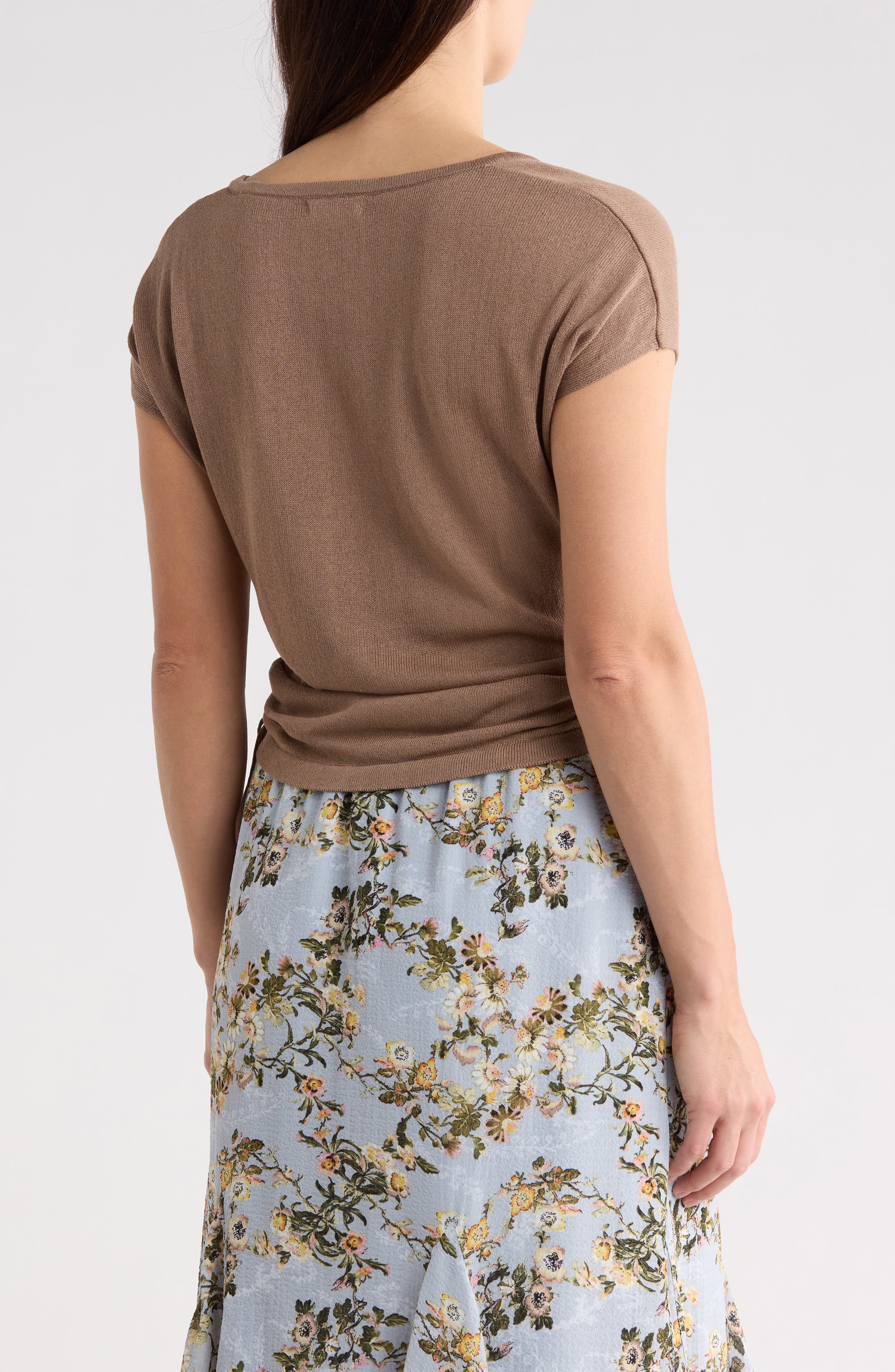 Side Ruched Short Sleeve V-Neck Sweater - image 4