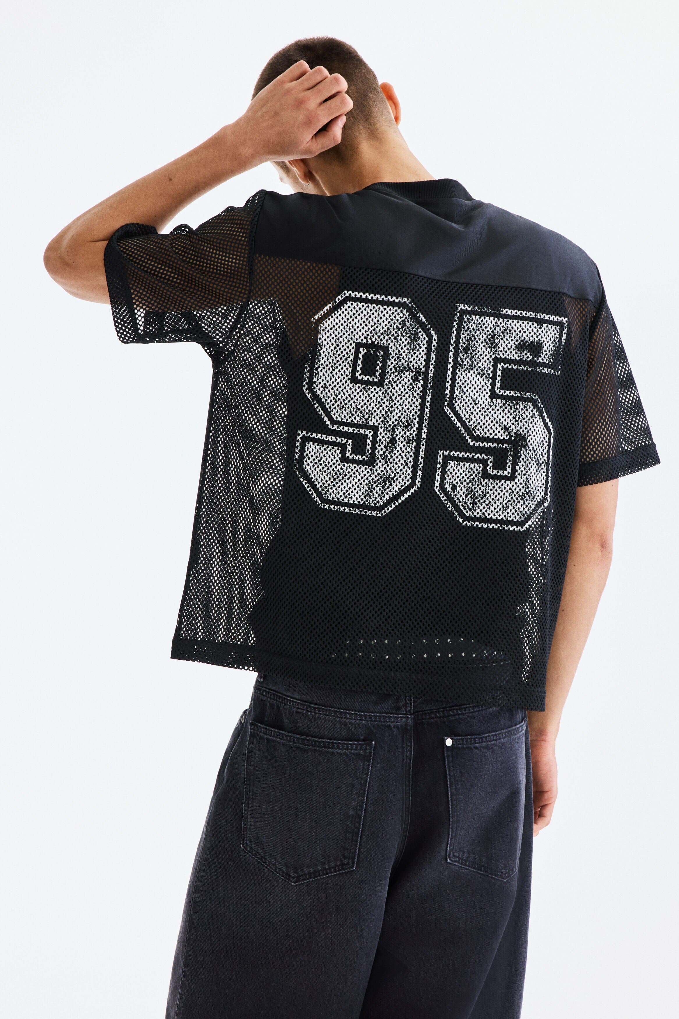 selected Black/95