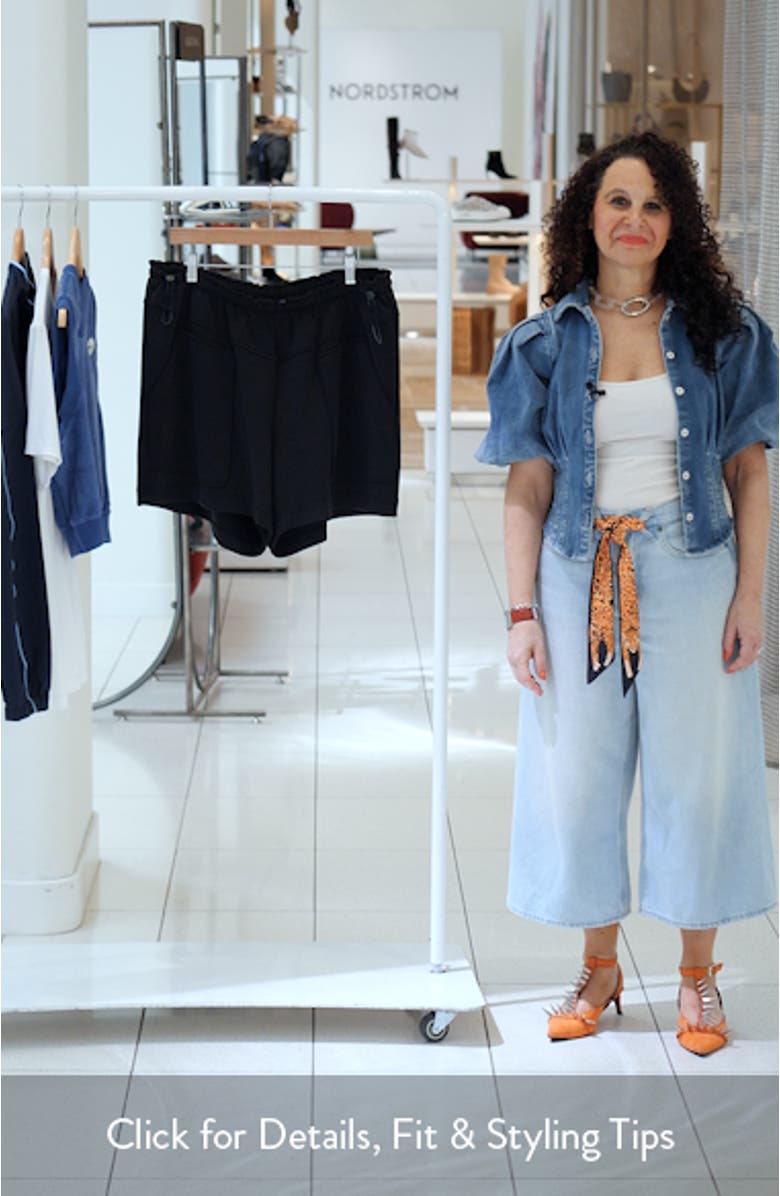 Skyrise Shorts with V-Yoke, sales video thumbnail
