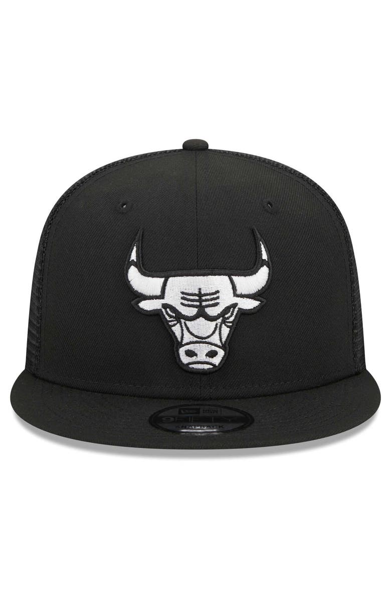 New Era Men's New Era Black Chicago Bulls Evergreen 9FIFTY Trucker Snapback Hat, Alternate, color, 