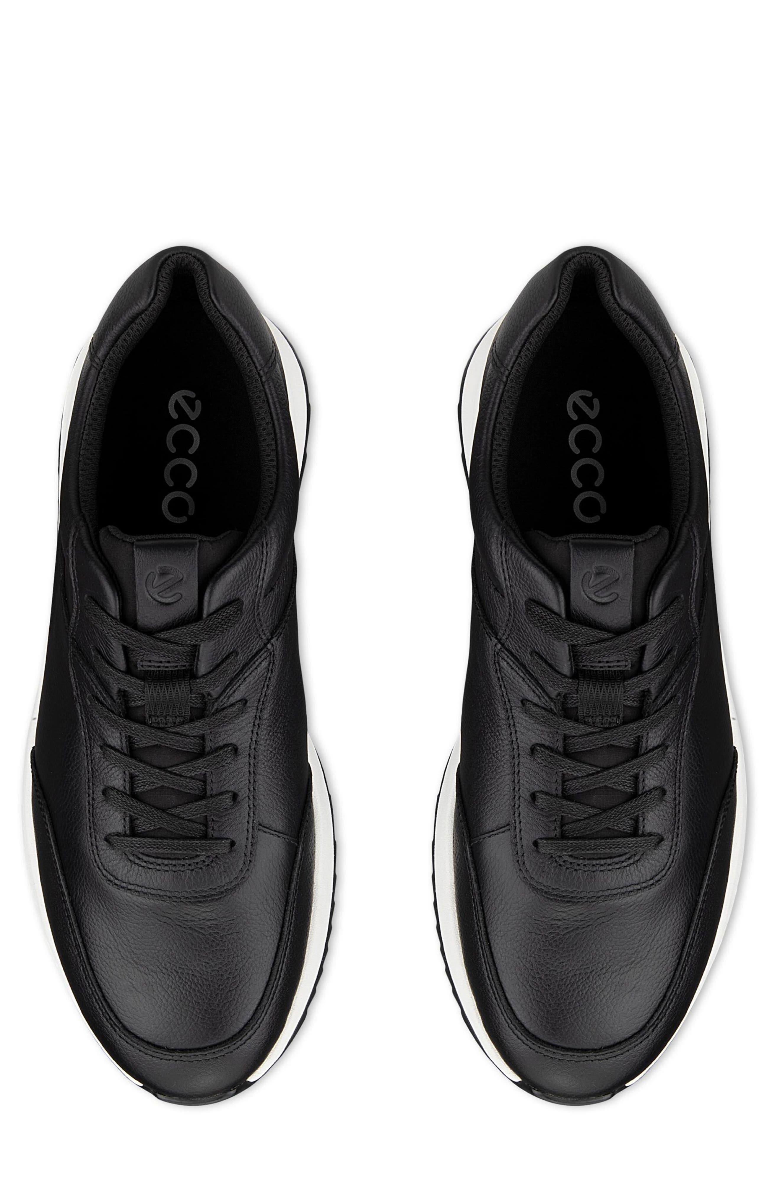 Classic Runner Sneaker, Alternate, color, BLACK