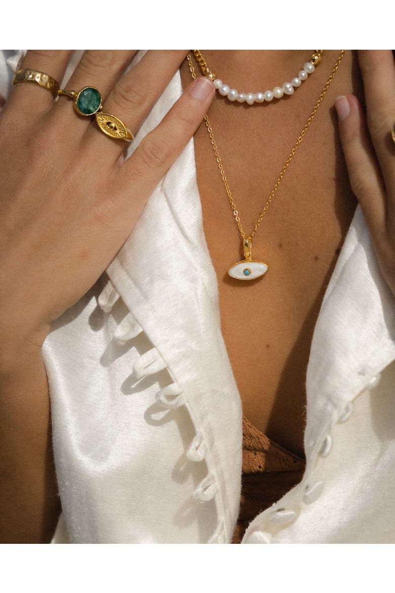 Aretha Mother Of Pearl Eye Pendant Necklace, Alternate, color, Gold