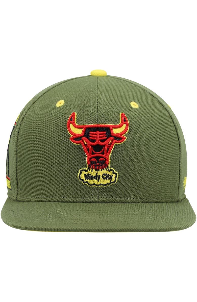 Mitchell & Ness Men's Mitchell & Ness x Lids Olive Chicago Bulls Dusty 30th Anniversary Hardwood Classics Fitted Hat, Alternate, color, 