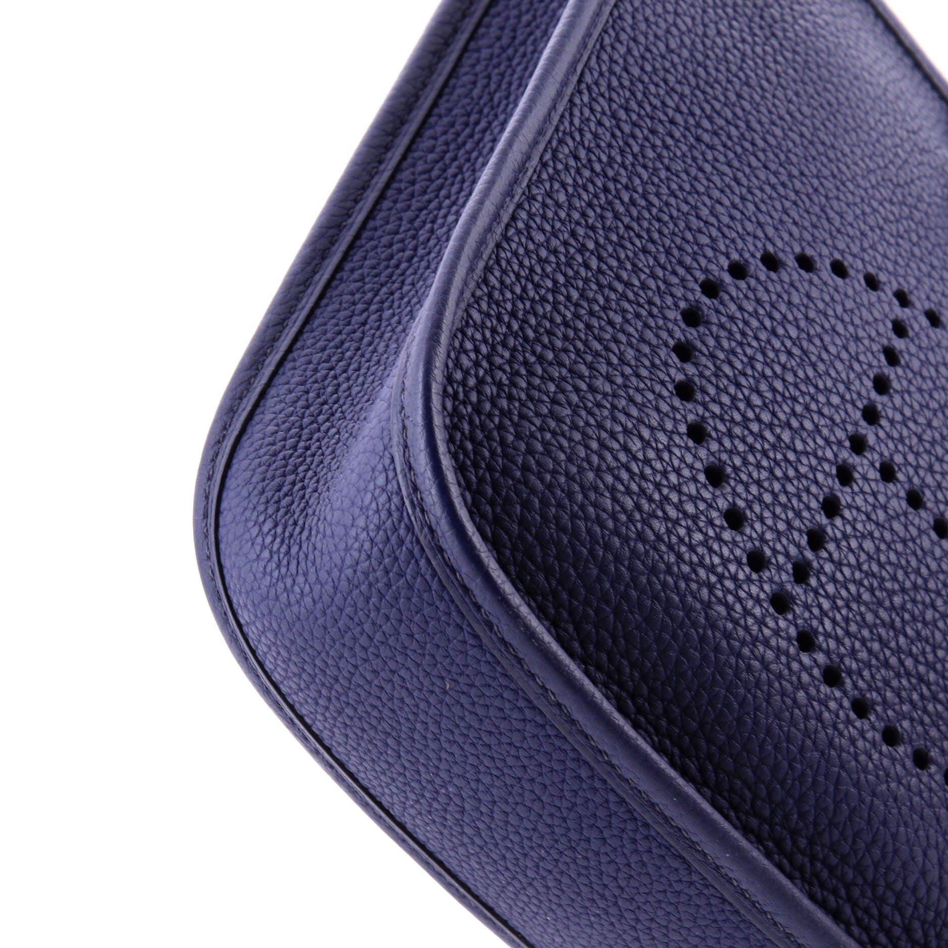 Pre-Owned Hermes Evelyne Bag Gen III Clemence TPM, Alternate, color, Bleu Saphir