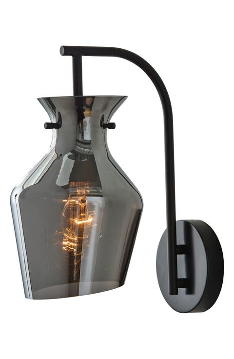 Tate Wall Lamp