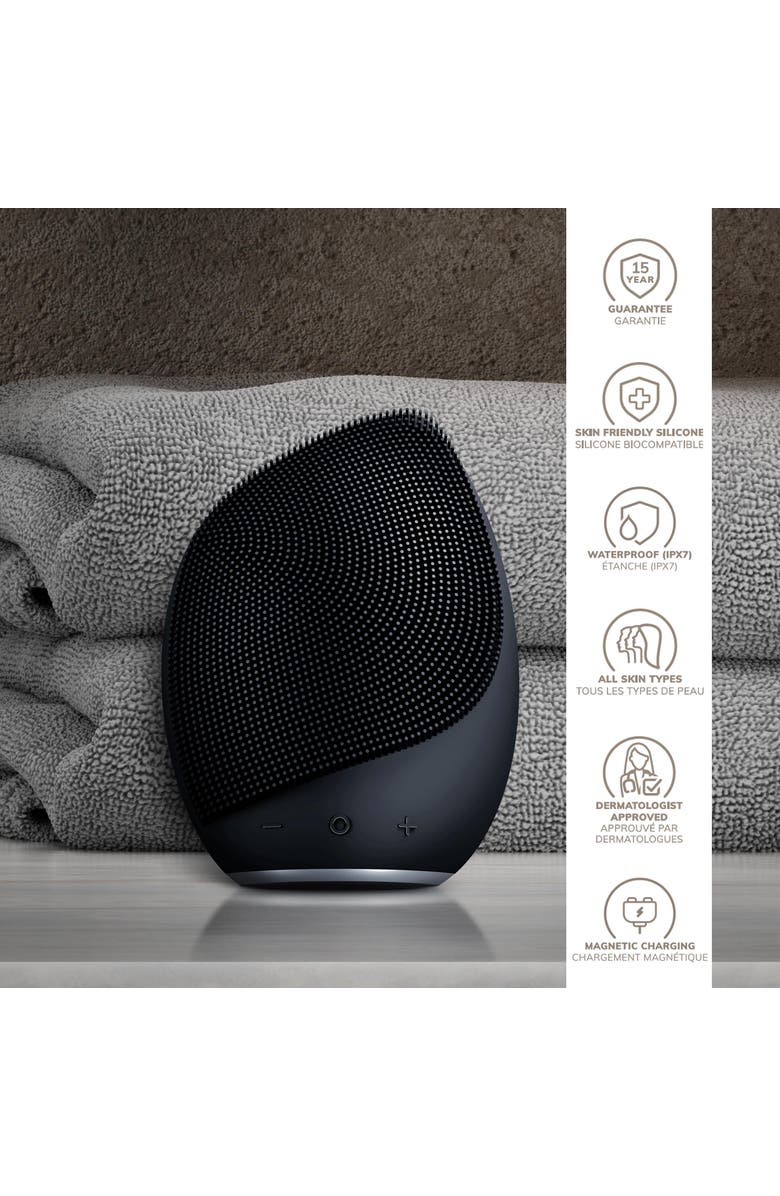 GESKE SmartAppGuided Sonic Facial Brush | 5 in 1, Alternate, color, Black