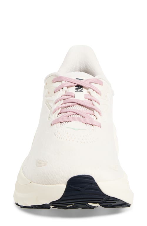 Hoka Arahi 8 Running Shoe In Pink