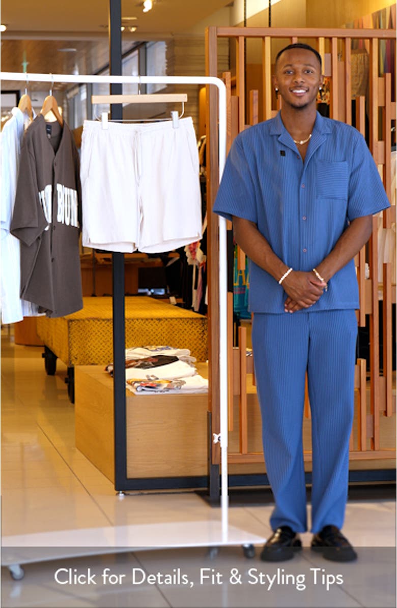 Russel Linen Blend Shorts, sales video thumbnail