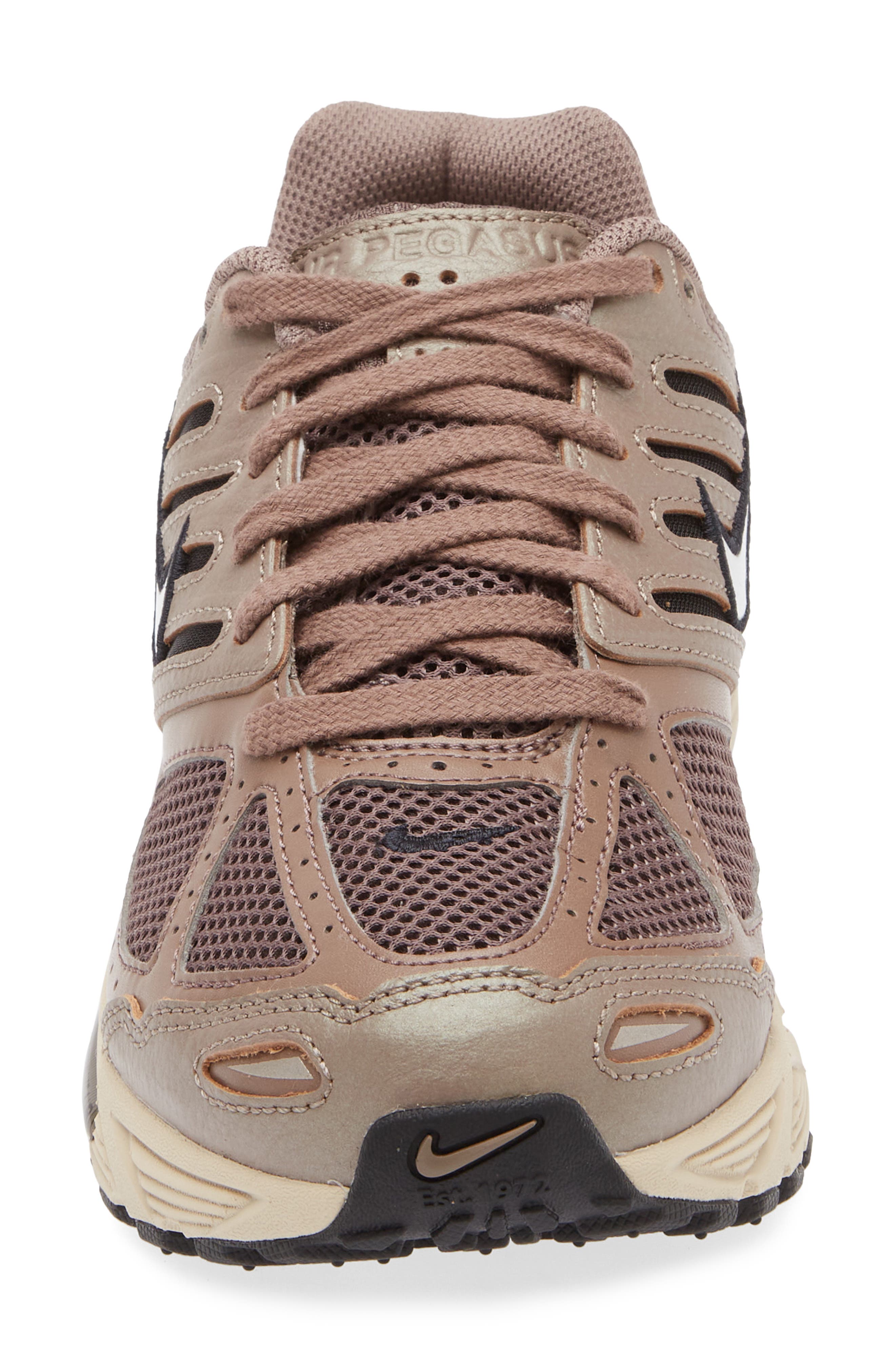 Nike Air Pegasus 2005 C Sneaker, Alternate, color, 