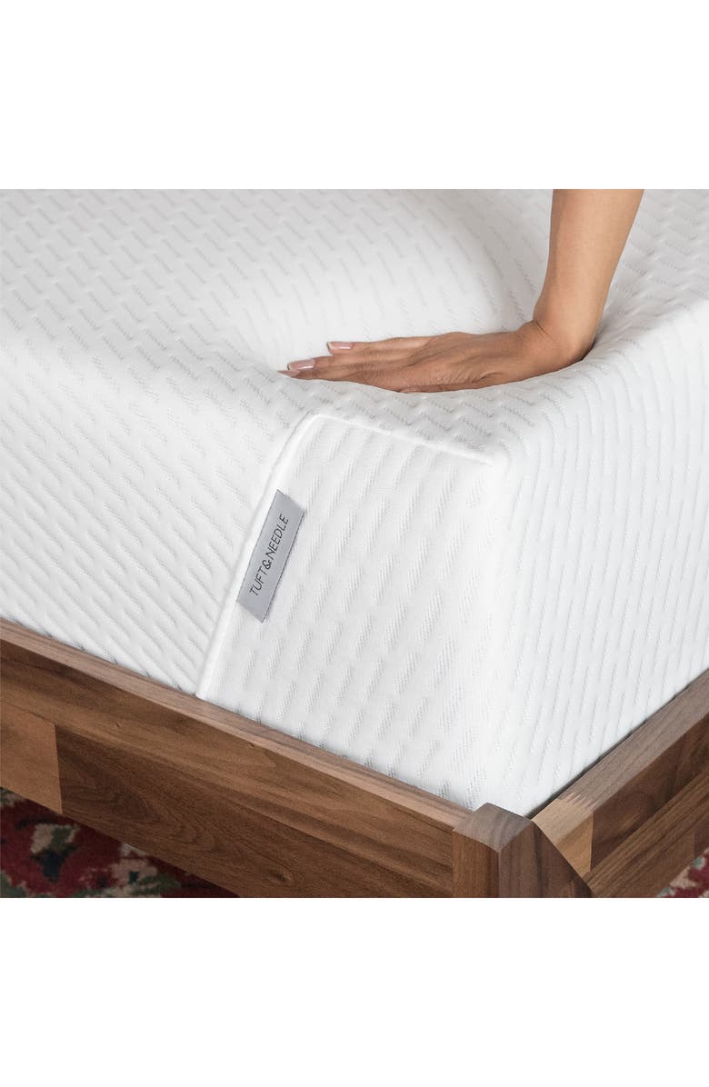 TUFT AND NEEDLE Original 9.5-Inch Mattress, Alternate, color, 