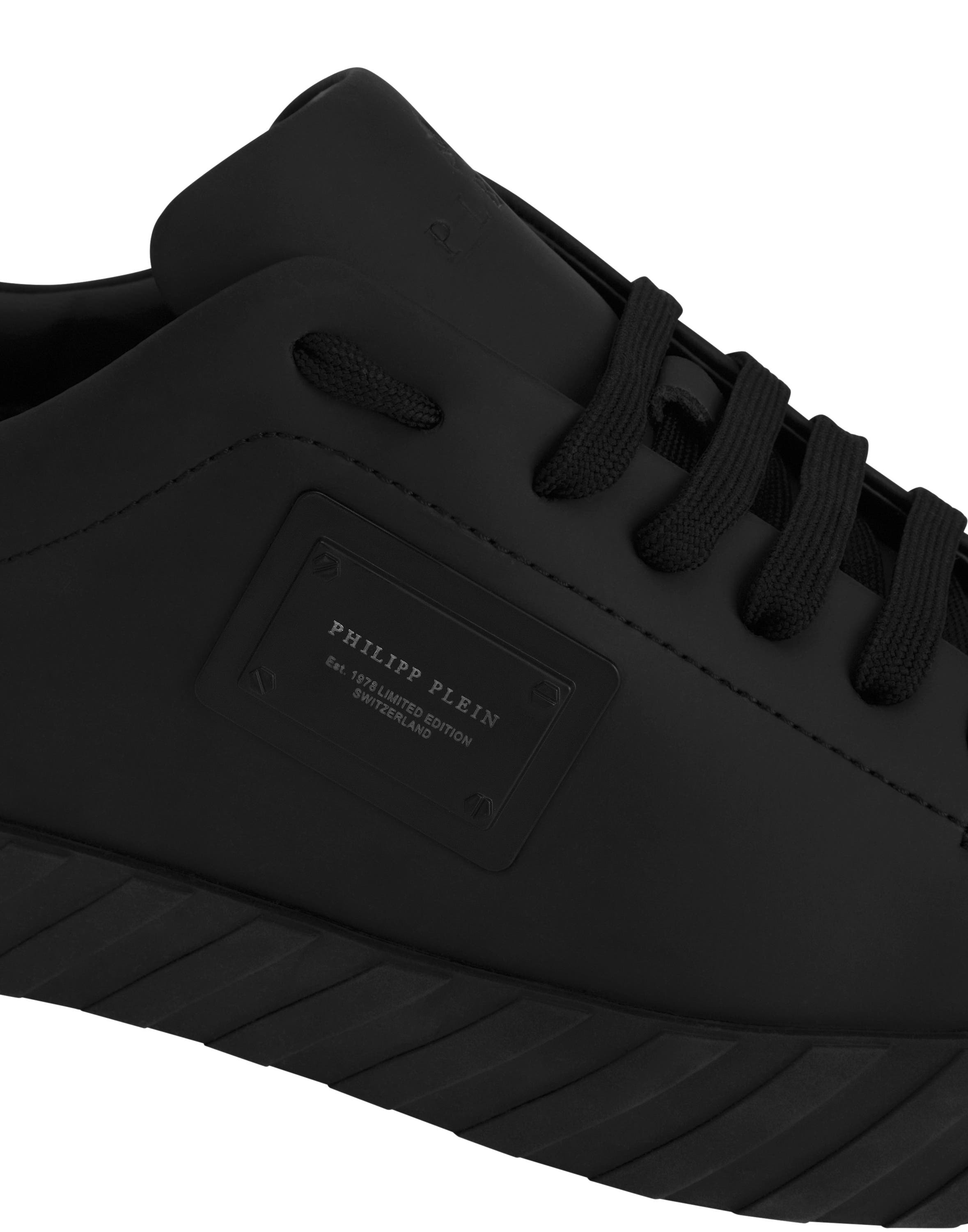 Nappa Leather Low-Top Sneakers Placca Unisex, Alternate, color, black/black