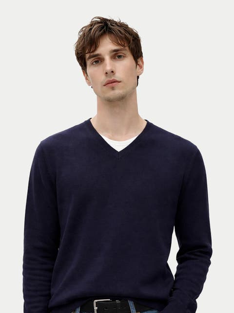 Timeless V-Neck Cashmere Sweater