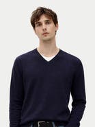 Gobi Cashmere Timeless V-Neck Cashmere Sweater