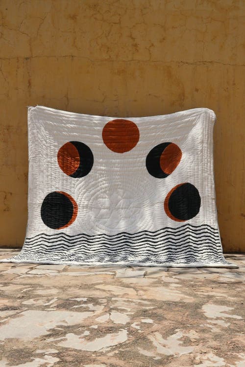 Cqc La Ascension Quilt In Gray