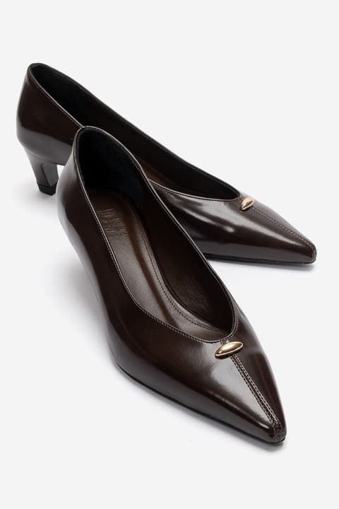 Versay Pointed Toe Kitten Heel Pump