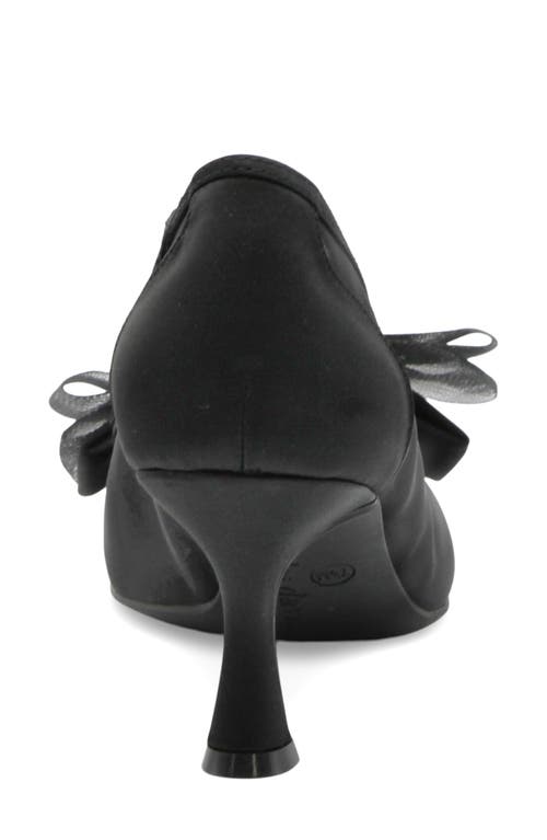 Charles David Averna Pointed Cap Toe Pump In Black