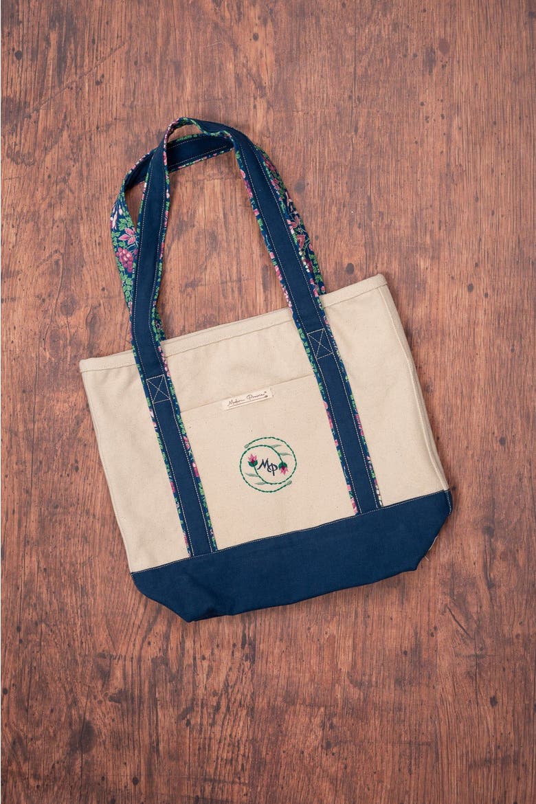 Prairie Essentials Tote Bag in Navy, Alternate, color, Navy