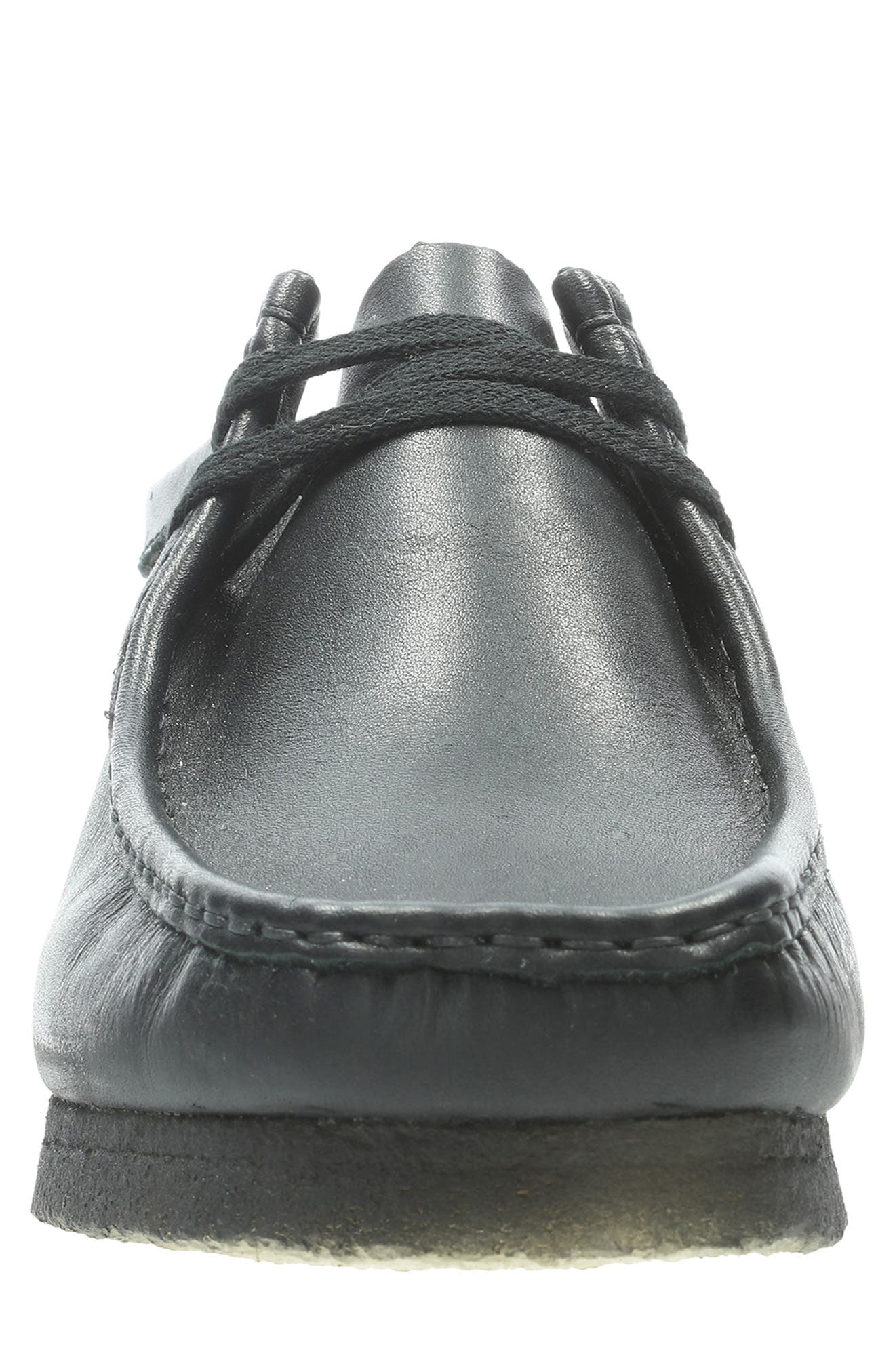Clarks<sup>®</sup> Originals Clarks<sup>®</sup> Wallabee Moc Toe Derby, Alternate, color, Black Leat