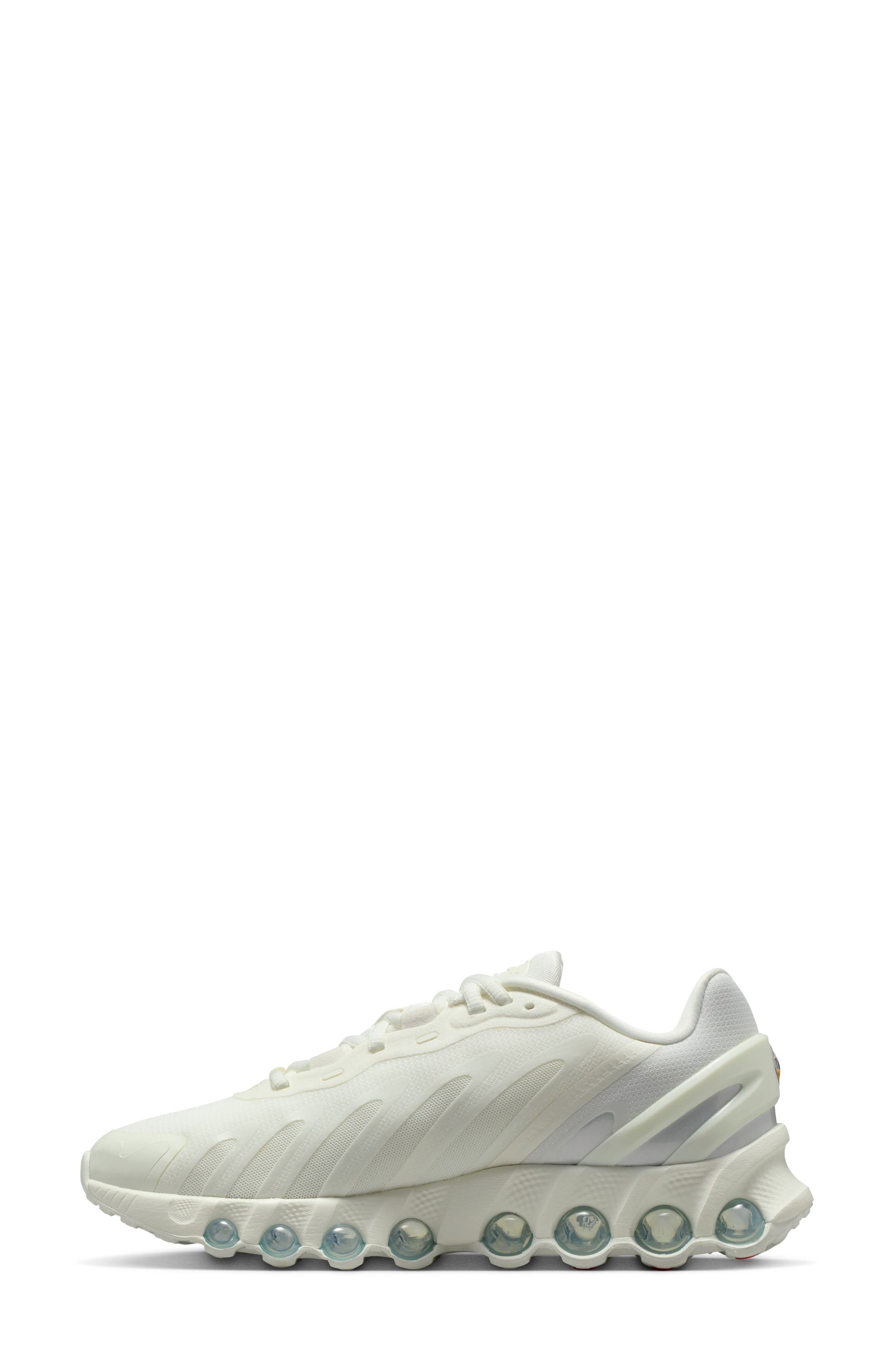 Air Max DN8 Sneaker, Alternate, color, 101 SAIL/BLACK
